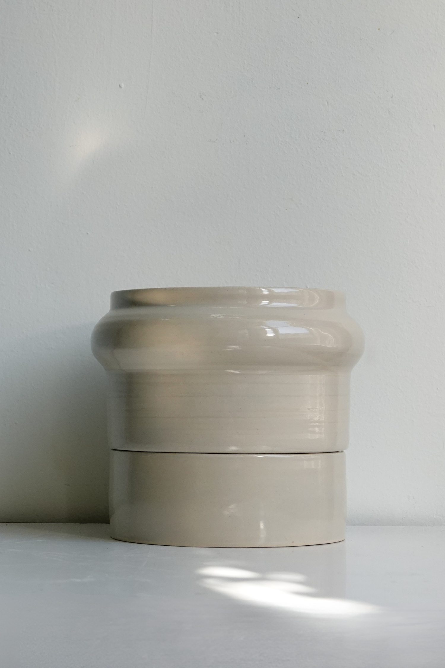Ice Alma Planter