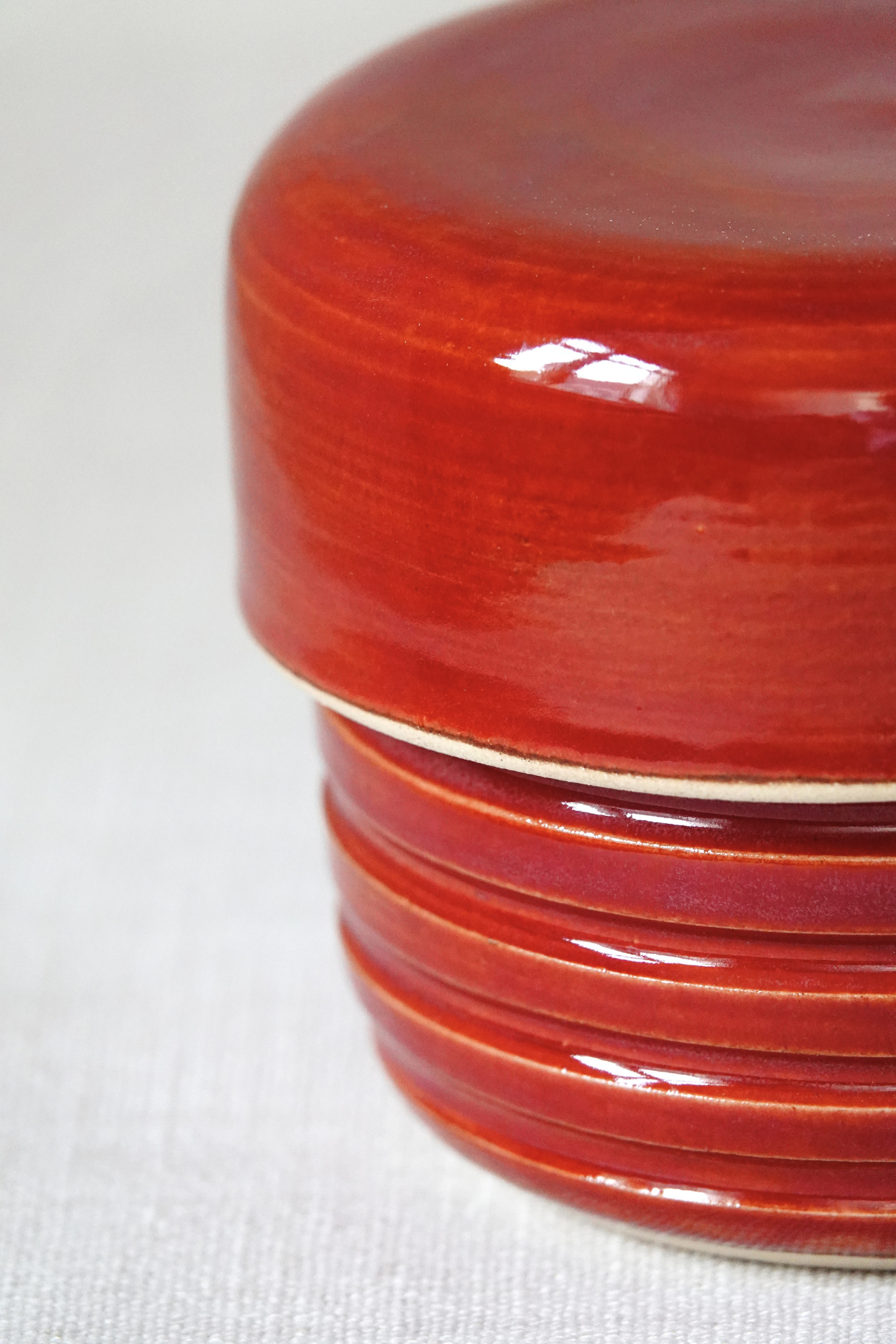 Canyon Large Grooved Jar